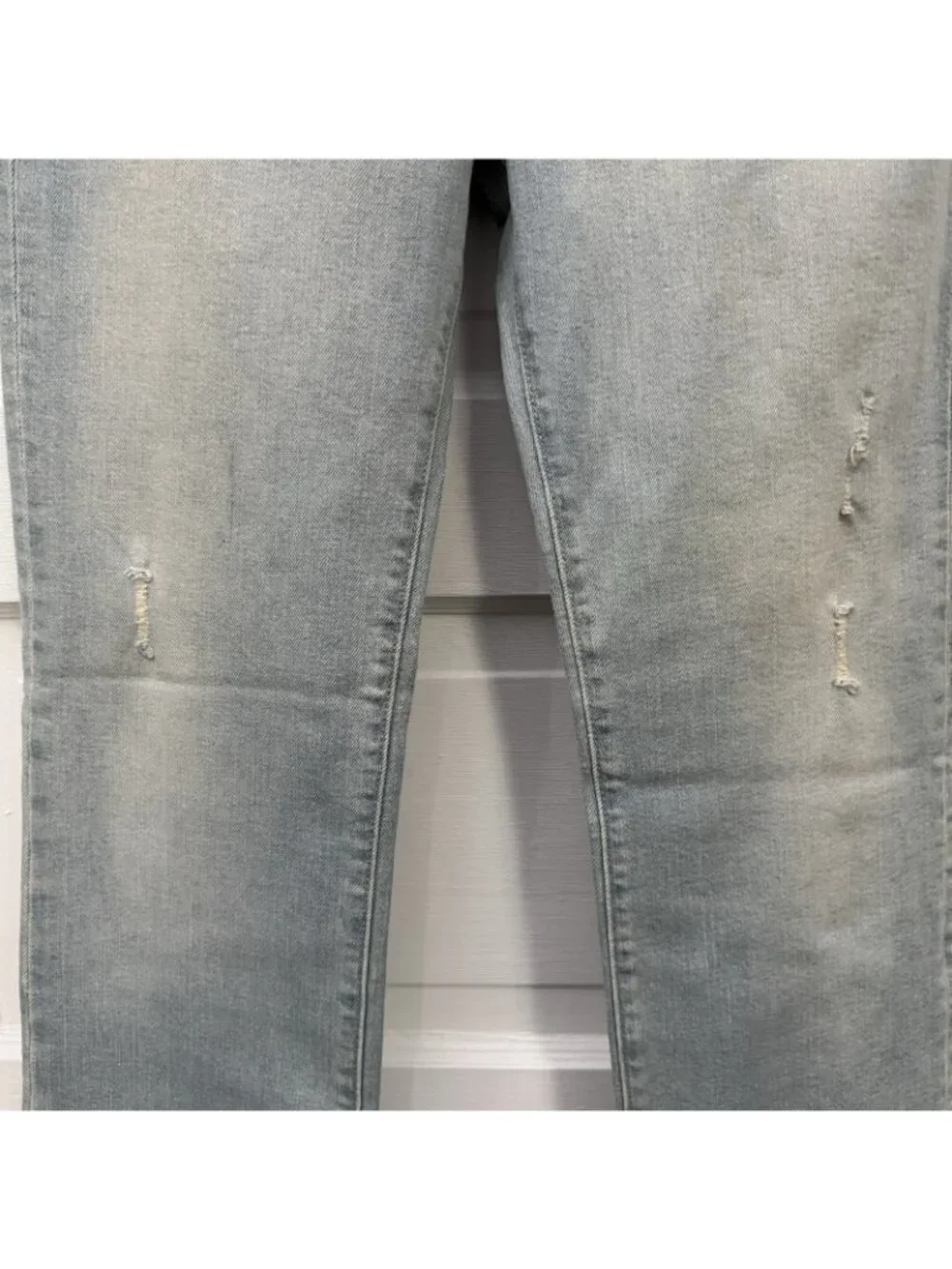 Old Navy Boys 18 Straight Built-In Flex Distressed Jeans Adjustable Waist NWT